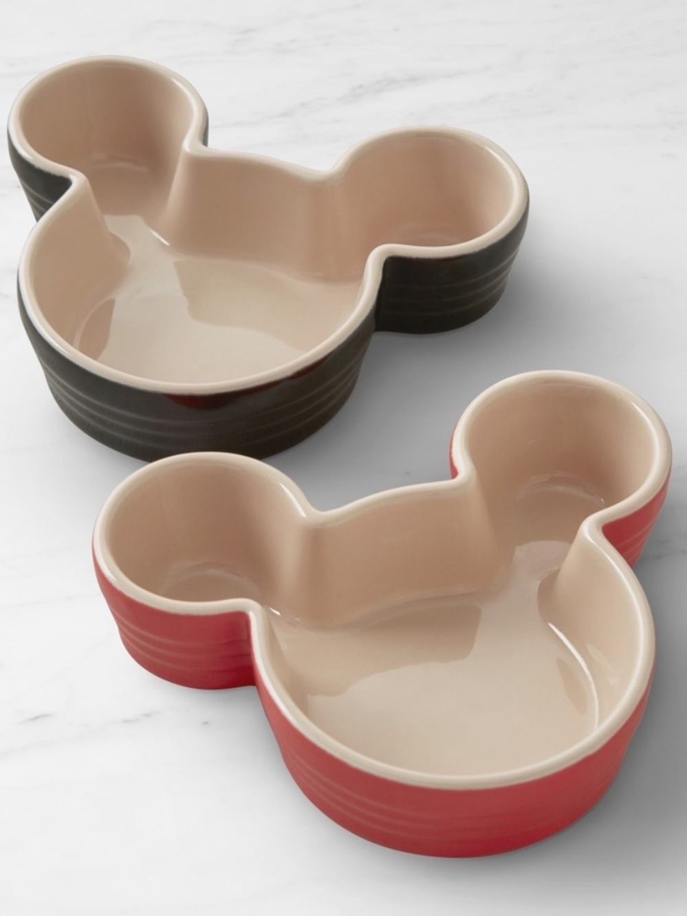New Le Creuset Disney Mickey Mouse Red Black 2 Stoneware Ramekins